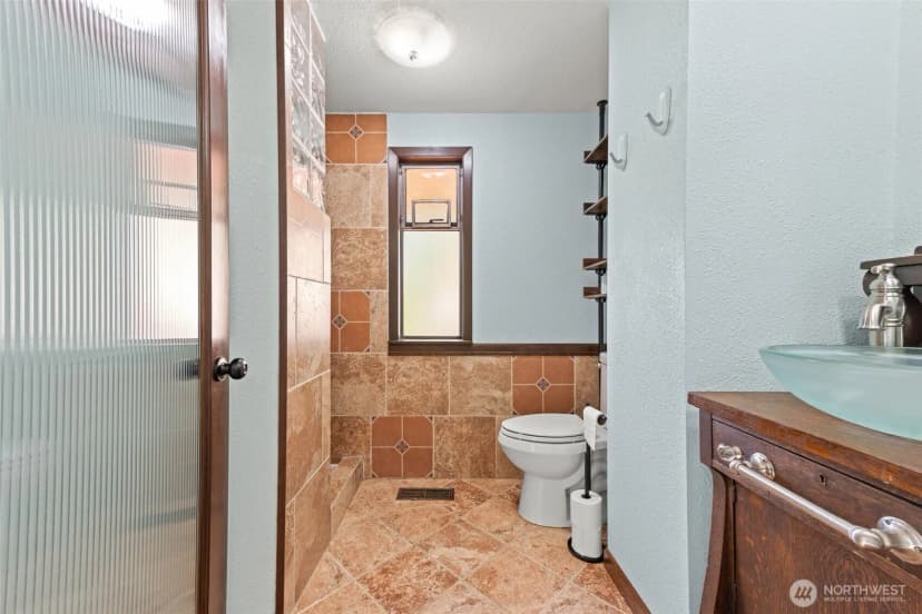 Property photo for 3560 Ne Arrowhead Drive, Bremerton photo 27