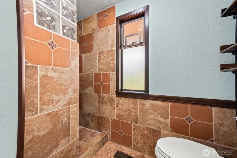 Property photo for 3560 Ne Arrowhead Drive, Bremerton photo 29