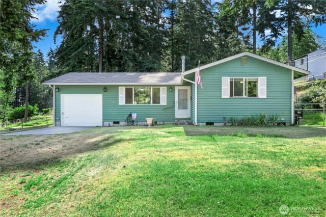 Property photo for 3128 Summit Boulevard, Oak Harbor