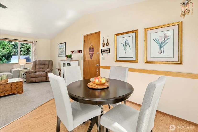 Property photo for 3128 Summit Boulevard, Oak Harbor photo 10