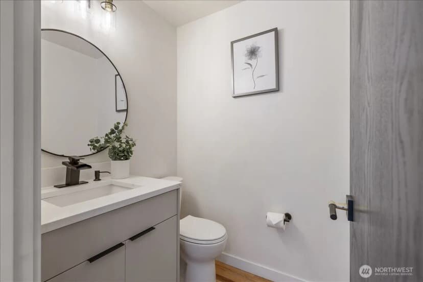 Property photo for 2700 234th Street Sw, Brier photo 20