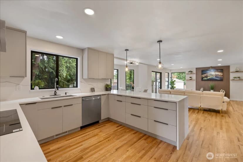Property photo for 2700 234th Street Sw, Brier photo 15