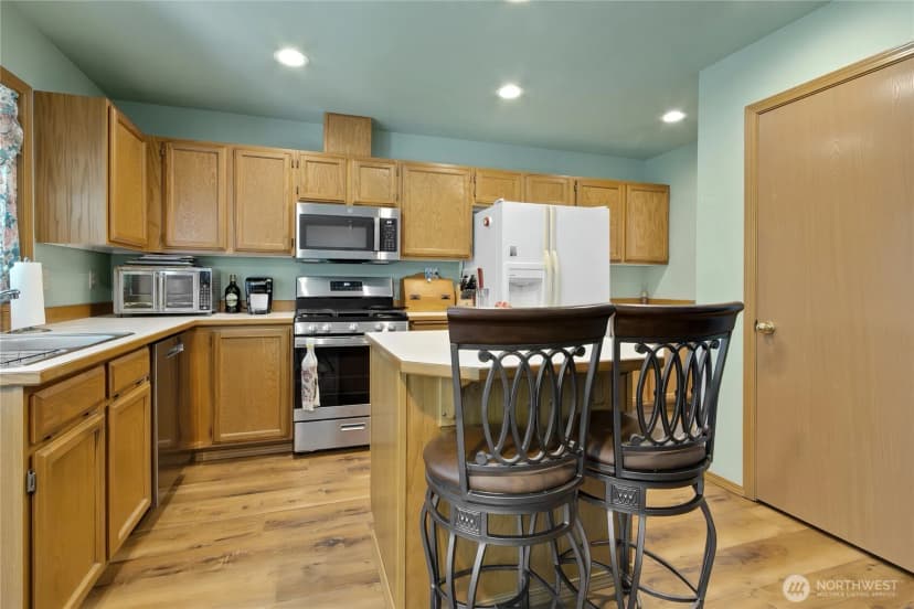Property photo for 11015 202nd Street Ct E, Graham photo 8