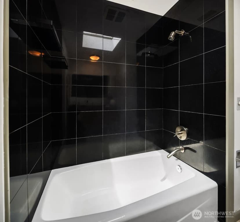 Property photo for 13034 105th Place Ne, Kirkland photo 15