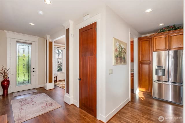Property photo for 1028 10th Street, Mukilteo photo 4