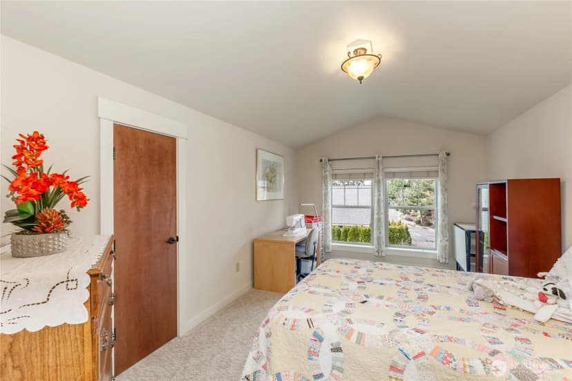 Property photo for 1028 10th Street, Mukilteo photo 29
