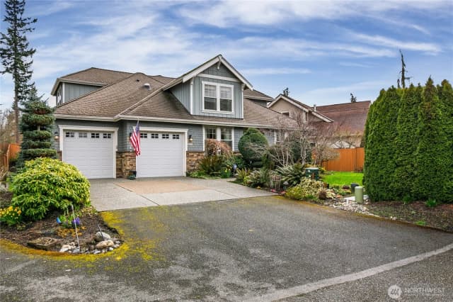 Property photo for 1028 10th Street, Mukilteo photo 2