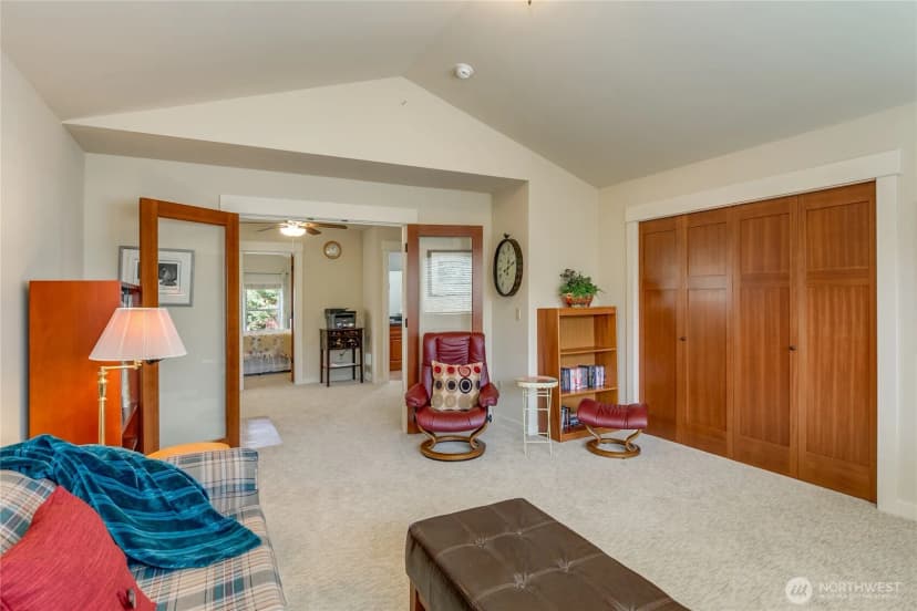 Property photo for 1028 10th Street, Mukilteo photo 27