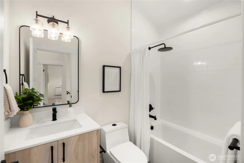 Property photo for 14338 Bagley Ave N, Seattle photo 16