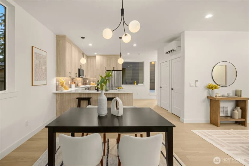 Property photo for 14338 Bagley Ave N, Seattle photo 6