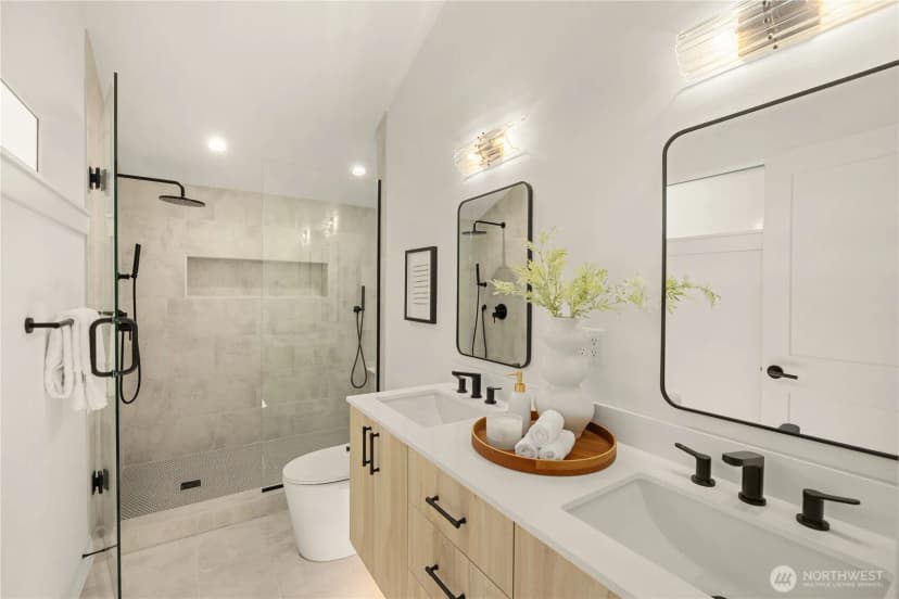 Property photo for 14338 Bagley Ave N, Seattle photo 11