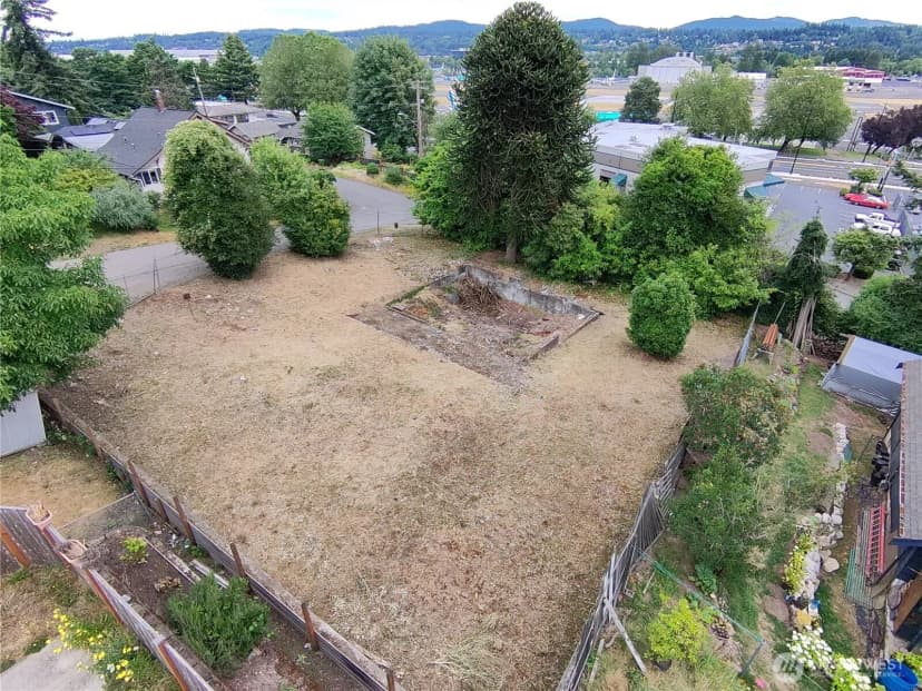 Property photo for 271 Hardie Ave Nw, Renton