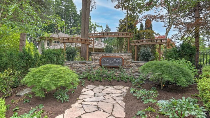 Property photo for 19360 163rd Court Ne, Woodinville photo 4
