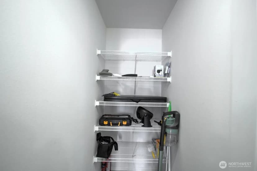 Property photo for 6007 Illinois Lane Se #c, Lacey photo 10