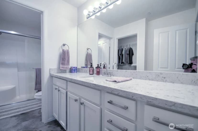 Property photo for 6007 Illinois Lane Se #c, Lacey photo 16