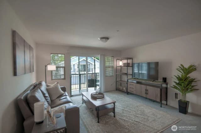 Property photo for 6007 Illinois Lane Se #c, Lacey photo 4