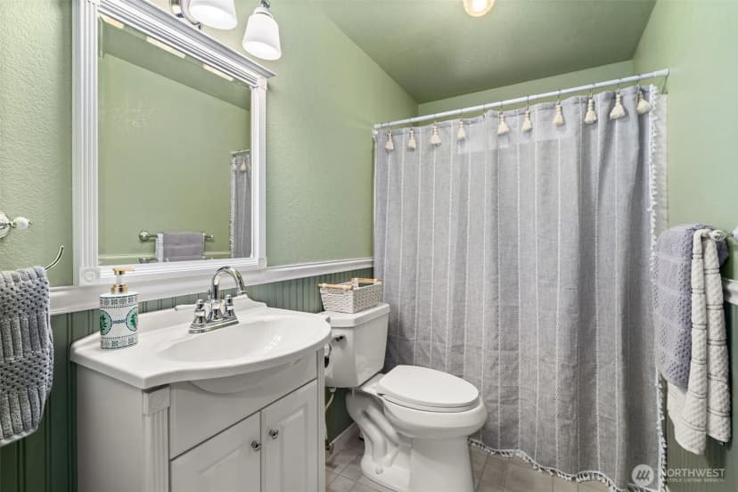 Property photo for 9138 Skokomish Way Ne, Olympia photo 15