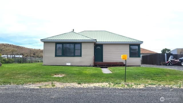 Property photo for 536 Spokane Street, Wilson Creek photo 2