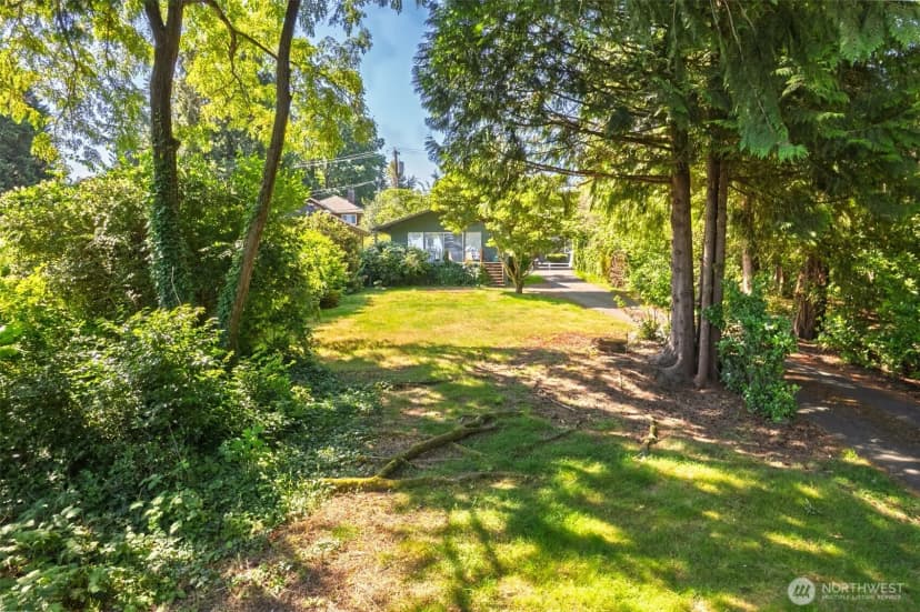 Property photo for 9412 Se 33rd Street, Mercer Island photo 9