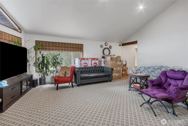 Property photo for 41019 Dean Kreger Road E, Eatonville photo 5