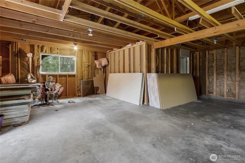 Property photo for 41019 Dean Kreger Road E, Eatonville photo 27