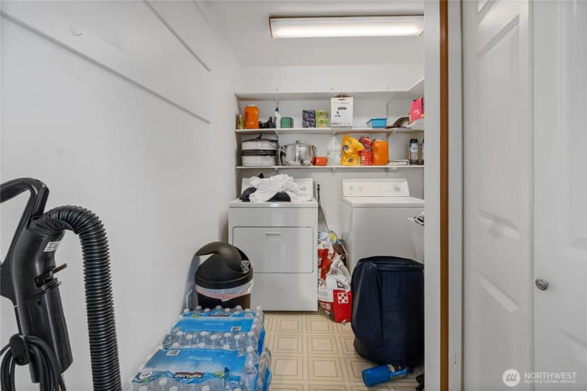 Property photo for 41019 Dean Kreger Road E, Eatonville photo 12