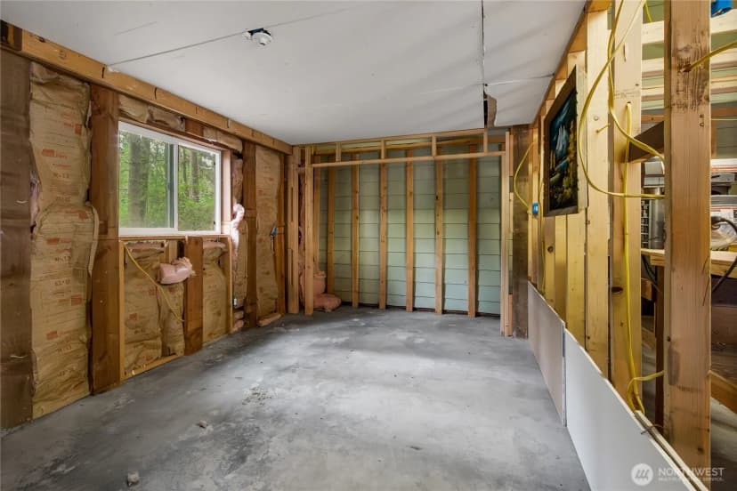 Property photo for 41019 Dean Kreger Road E, Eatonville photo 28