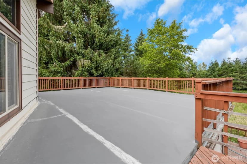 Property photo for 41019 Dean Kreger Road E, Eatonville photo 31