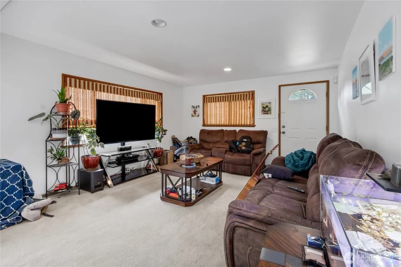 Property photo for 41019 Dean Kreger Road E, Eatonville photo 16