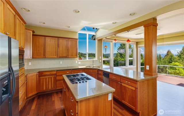 Property photo for 7767 E Spruce Street, Port Orchard photo 4
