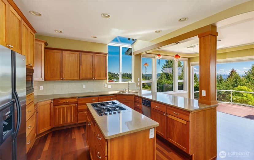 Property photo for 7767 E Spruce Street, Port Orchard photo 4