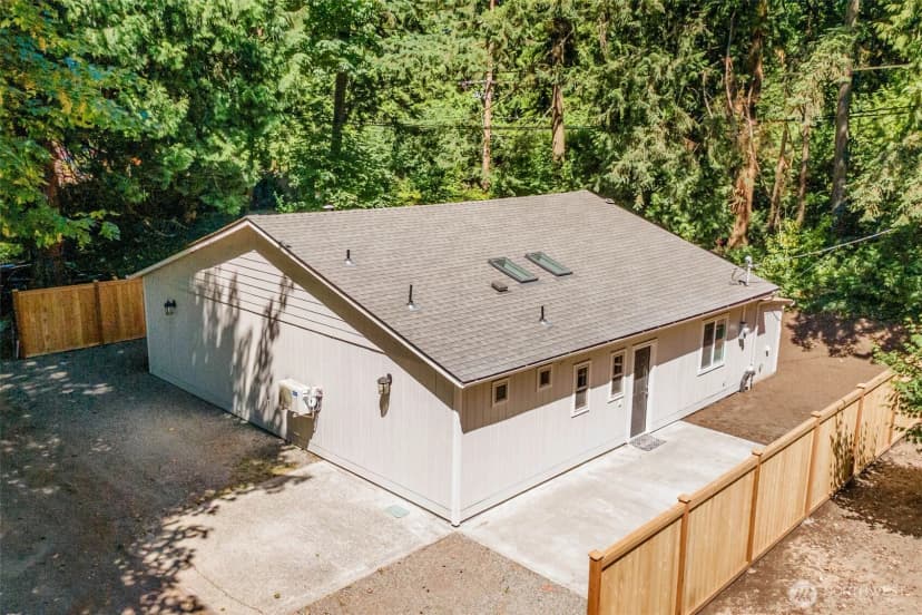 Property photo for 5830 115th Place Ne #2, Kirkland photo 23