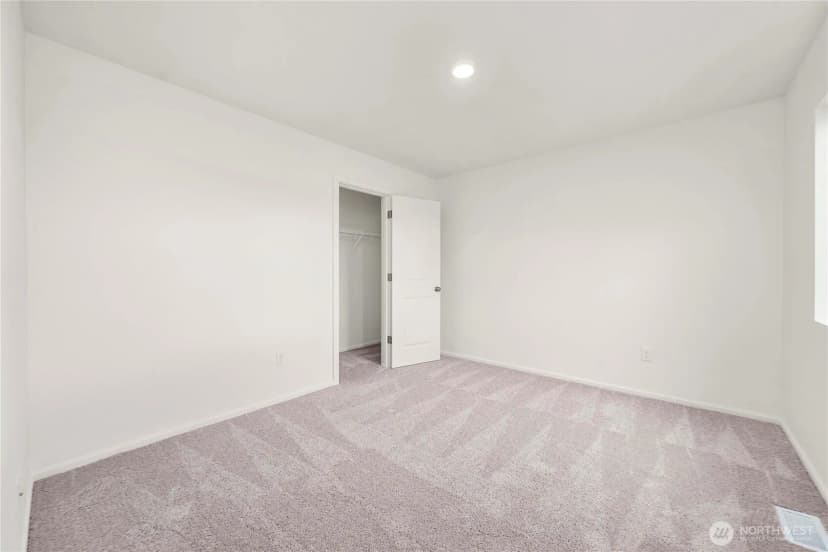 Property photo for 9921 Ferns Loop Se, Yelm photo 19