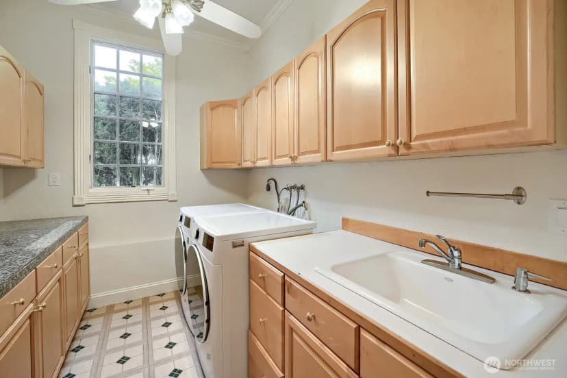 Property photo for 11914 Ne 148th Street, Kirkland photo 21