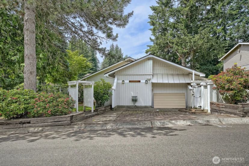 Property photo for 11914 Ne 148th Street, Kirkland photo 28