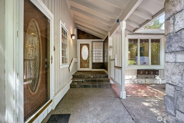 Property photo for 11914 Ne 148th Street, Kirkland photo 4