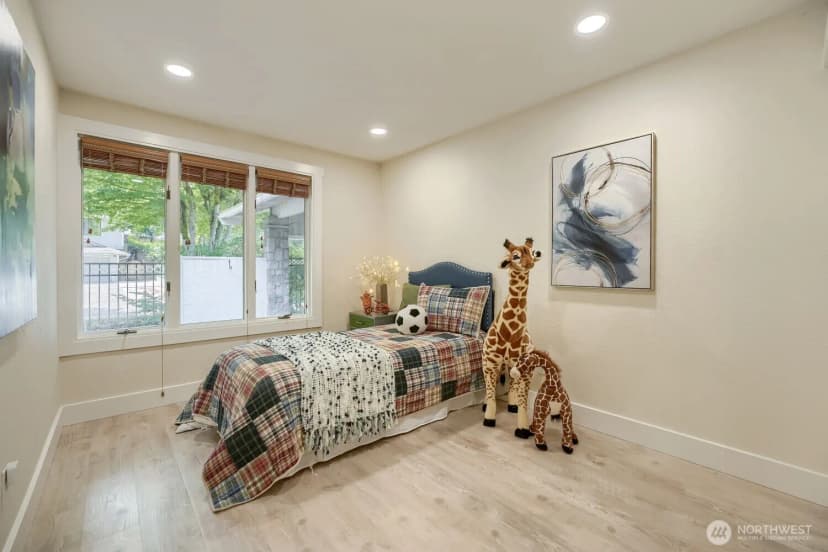Property photo for 11914 Ne 148th Street, Kirkland photo 13