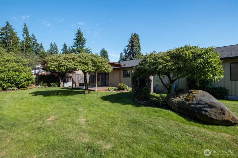 Property photo for 1932 Se 17th Court, Renton photo 36