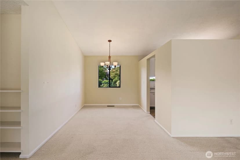 Property photo for 1932 Se 17th Court, Renton photo 8