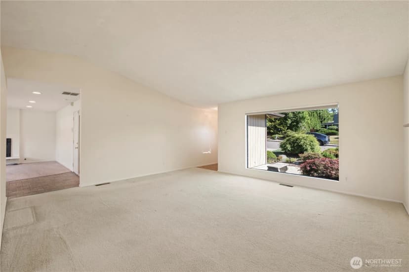 Property photo for 1932 Se 17th Court, Renton photo 6