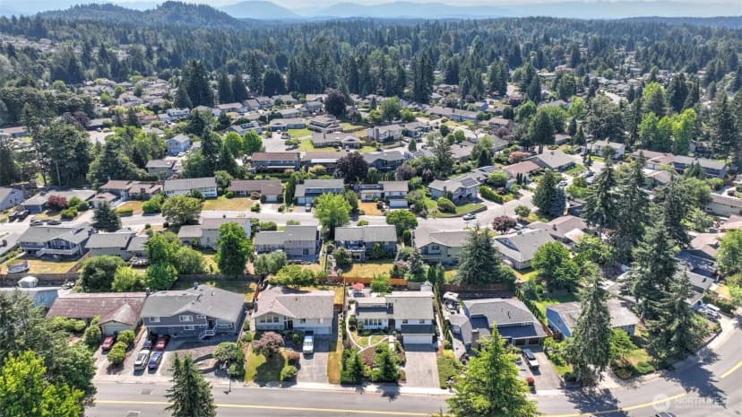 Property photo for 15617 Se Fairwood Boulevard, Renton photo 33