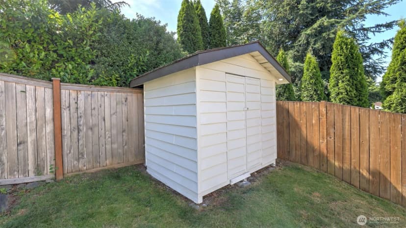 Property photo for 15617 Se Fairwood Boulevard, Renton photo 32