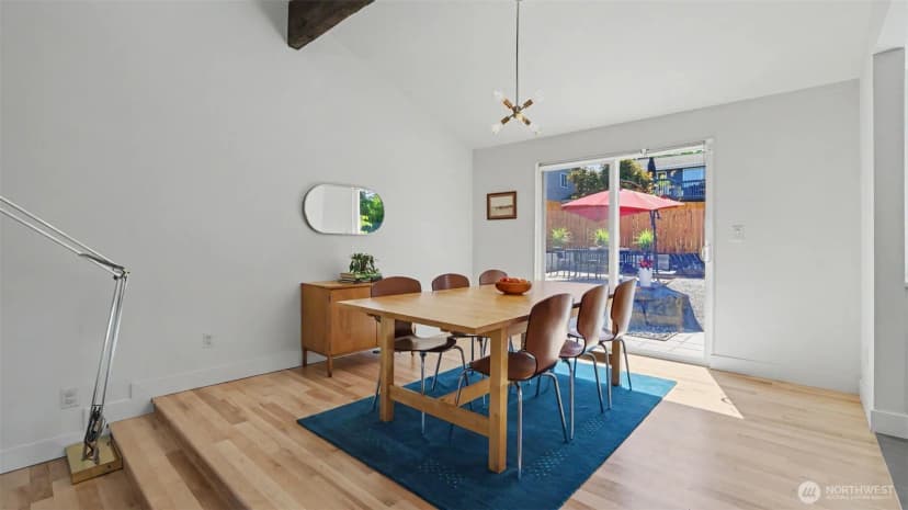 Property photo for 15617 Se Fairwood Boulevard, Renton photo 6