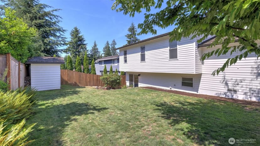 Property photo for 15617 Se Fairwood Boulevard, Renton photo 31