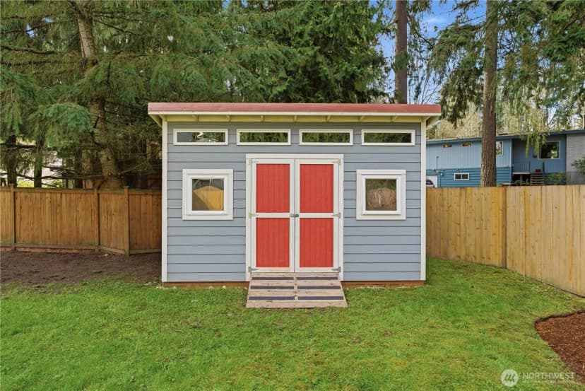 Property photo for 16005 74th Avenue Ne, Kenmore photo 35