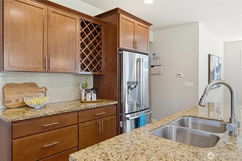 Property photo for 16005 74th Avenue Ne, Kenmore photo 12