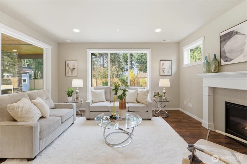 Property photo for 16005 74th Avenue Ne, Kenmore photo 8