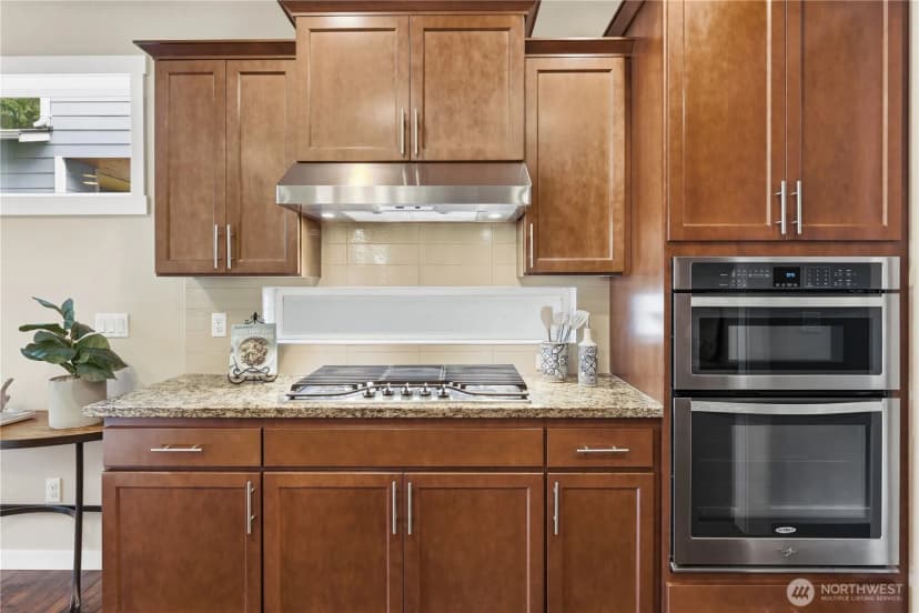 Property photo for 16005 74th Avenue Ne, Kenmore photo 13