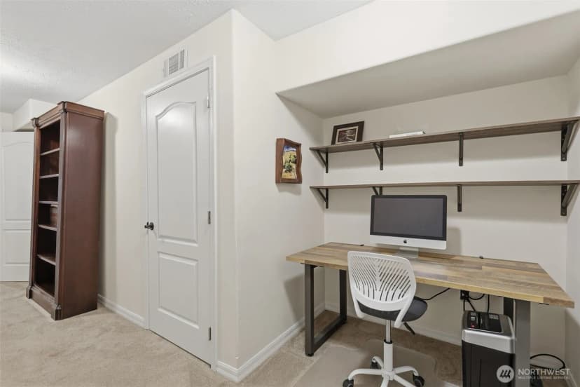 Property photo for 710 E Erica Ct, Spokane photo 28
