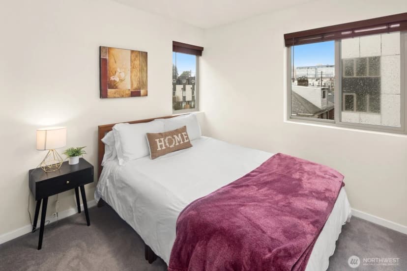 Property photo for 8358 19th Avenue Nw #b, Seattle photo 15